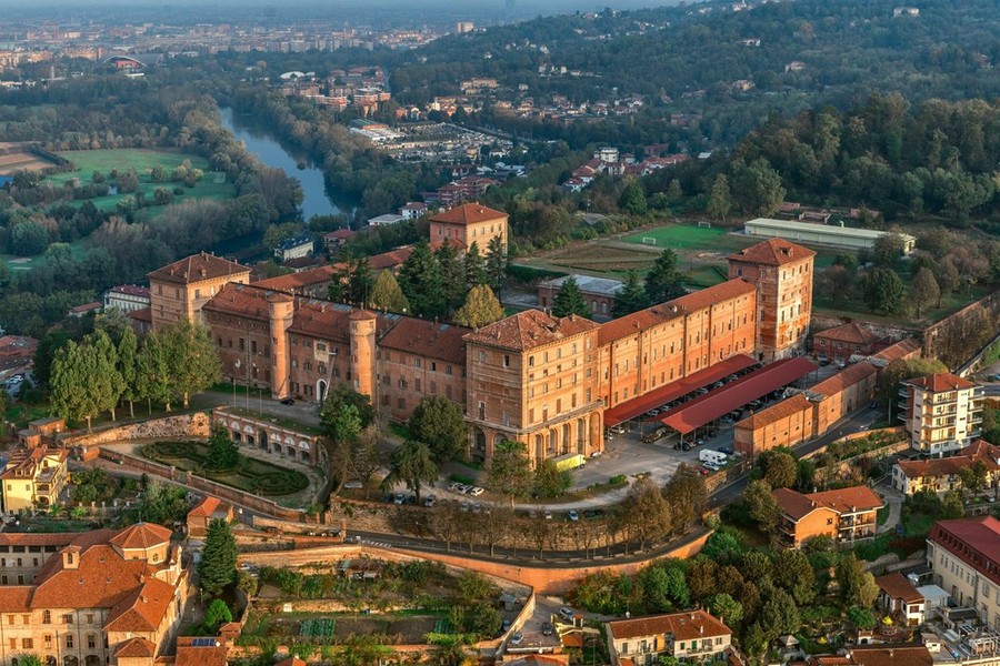 MONCALIERI – Al giardino del Castello il prefestival di Fringe