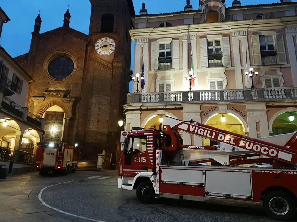 MONCALIERI – Principio di incendio in centro storico