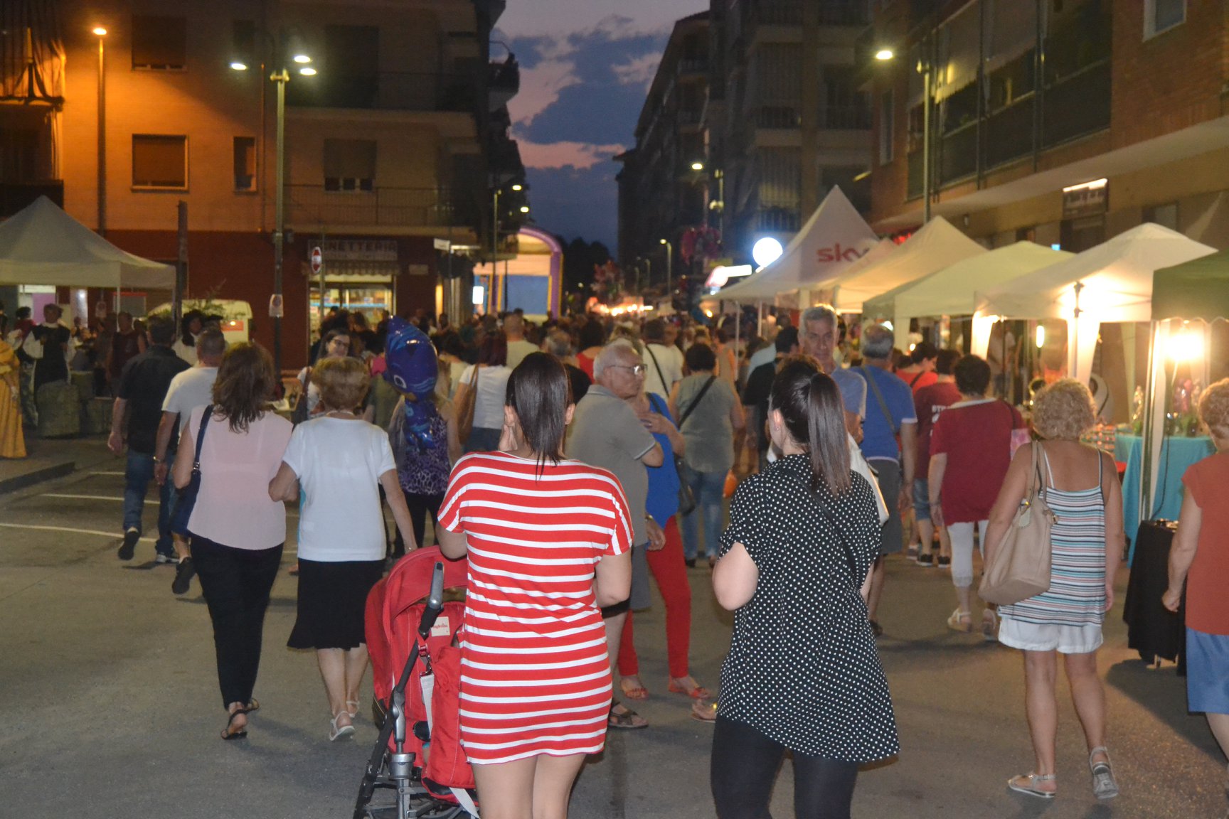 NICHELINO – Bagno di folla per la notte bianca