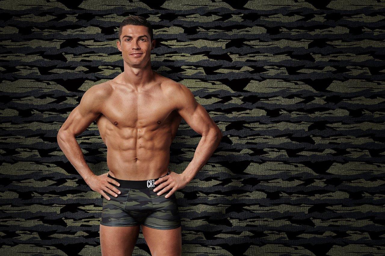 EFFETTO RONALDO – Quintuplicati gli ordini dell’abbigliamento intimo a firma CR7