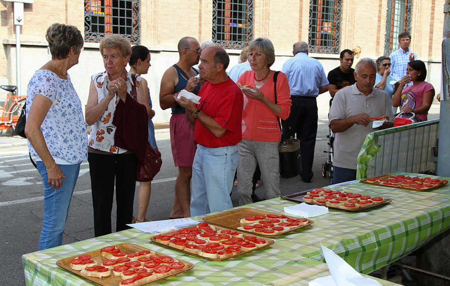 CAMBIANO: Nel week-end va in scena l’edizione numero 41 della Sagra del Pomodoro