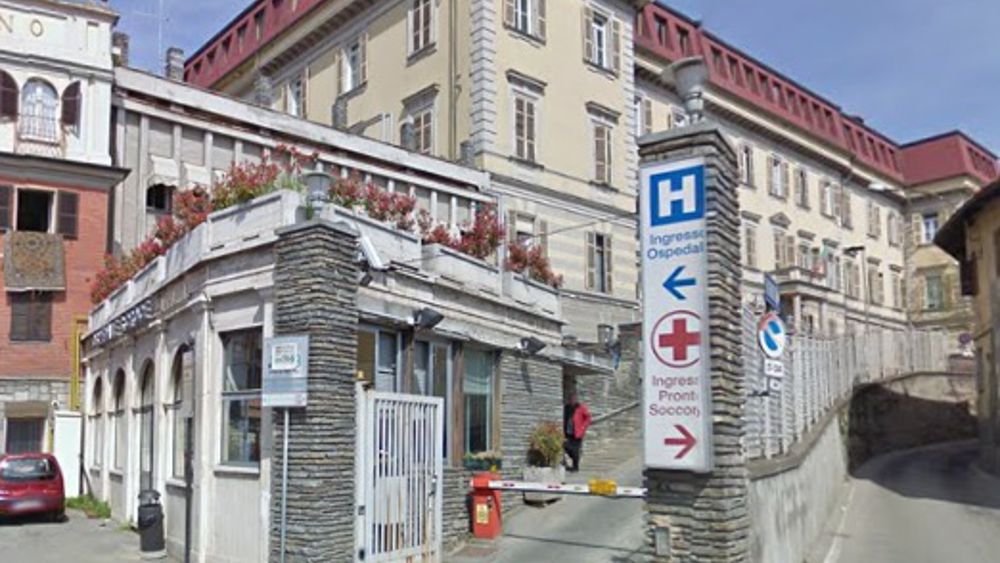 NICHELINO – Scivola su una cacca di cane non raccolta, donna incinta finisce in ospedale