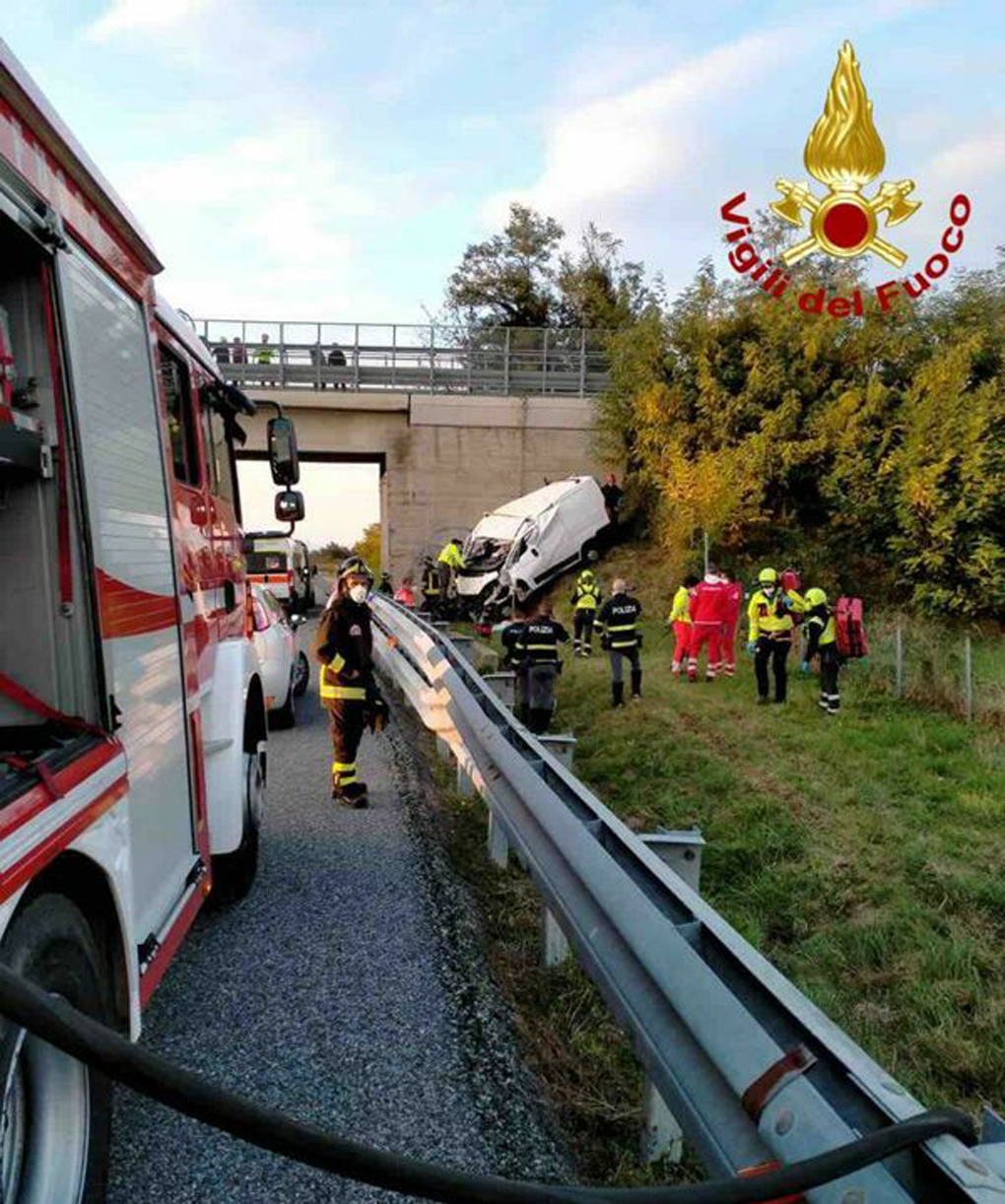 Tragedia sulla Torino-Savona, muoiono due operai di Carignano e Moncalieri