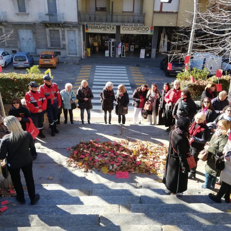 POIRINO – Installazione dedicata alle donne vittime di violenza