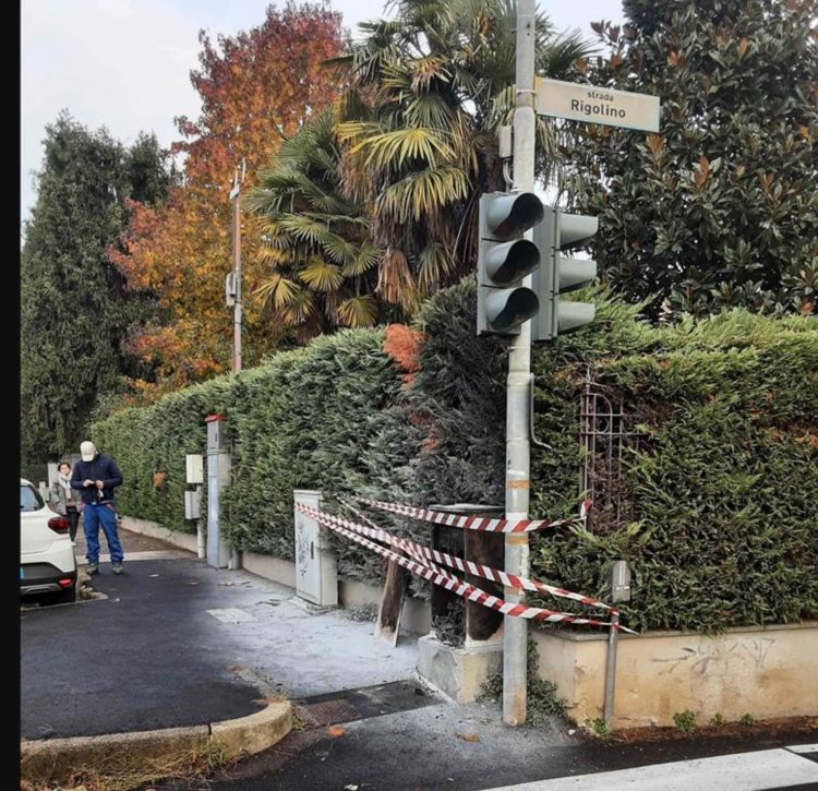 MONCALIERI – Cabina elettrica incendiata su strada Torino