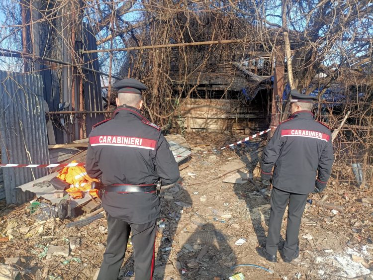 MONCALIERI – Lo scheletro di un uomo ritrovato in una baracca di corso Savona