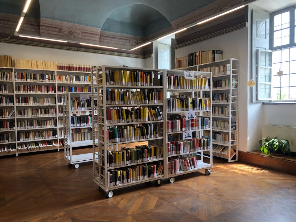 POIRINO – In biblioteca con ‘Piccoli passi’
