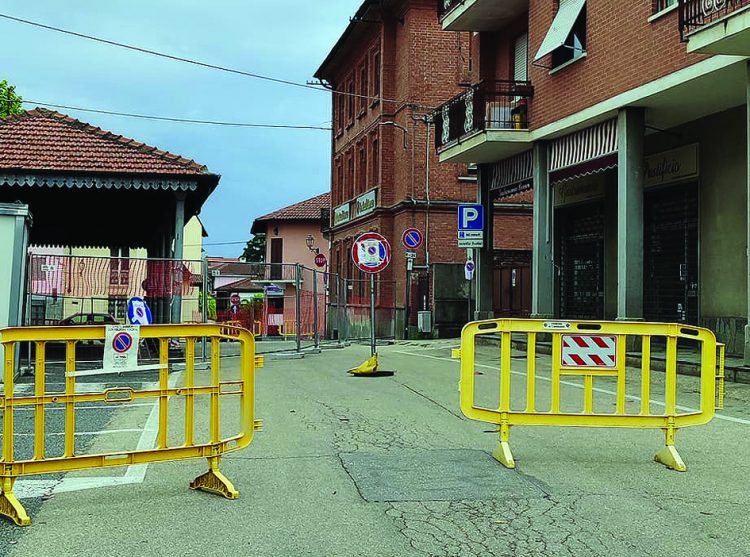 CAMBIANO – Via Borgarelli chiusa per un tratto fino al 31 luglio