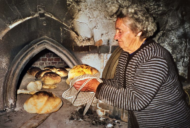 Auguri alla biblioteca di Pragelato per i suoi primi quarant’anni