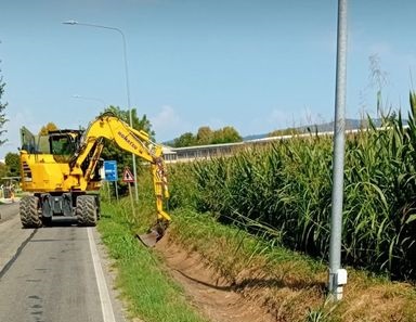 TROFARELLO – Manutenzione nel canale in via Torino