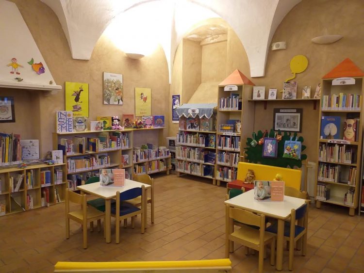 VINOVO – ‘Il Dio del fuoco’ in biblioteca